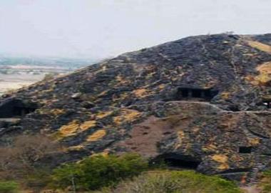 Panch Pandav Gufa Tours