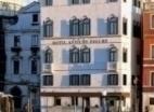 Hotel Antiche Figure Image