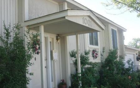 Walk Inn Image