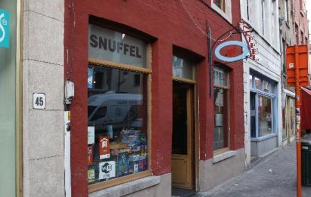 Snuffel Backpacker Hostel Image