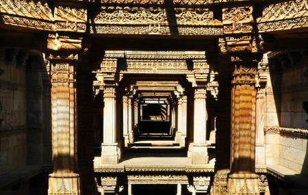 Adalaj Step Well Image