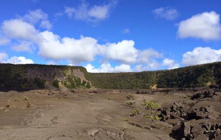 Hawaii Volcanoes National Park Image