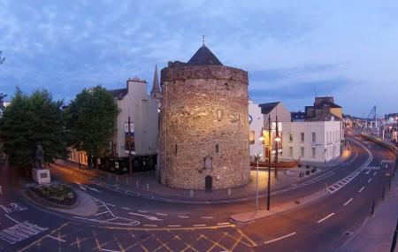 Reginald's Tower Image