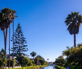 Venice Canals Walkway Image
