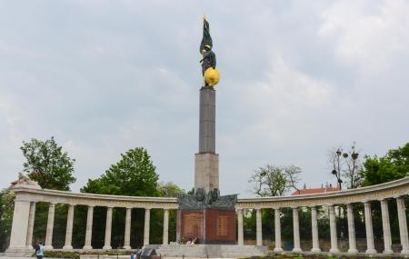 Soviet War Memorial Image