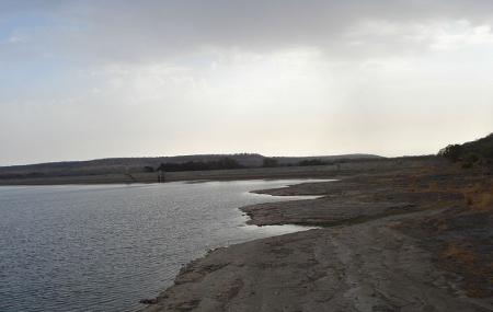 Sakhya Sagar Lake Image