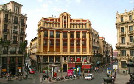 Plaza De Canalejas Image