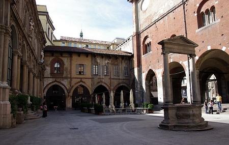 Piazza Mercanti Image