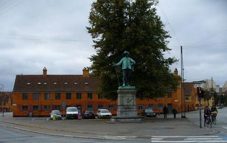 Christian Iv Statue Image