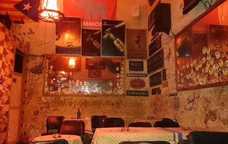 Spitfire Bar Image