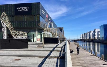 Waterfront Shopping Mall Image