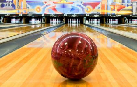 Amf Sky Lanes Image