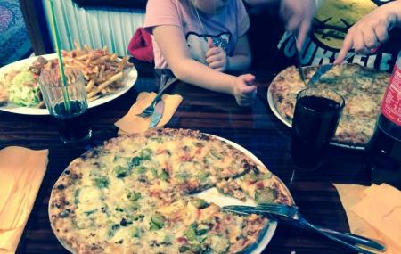 Ege Kebab Pizzeria Image